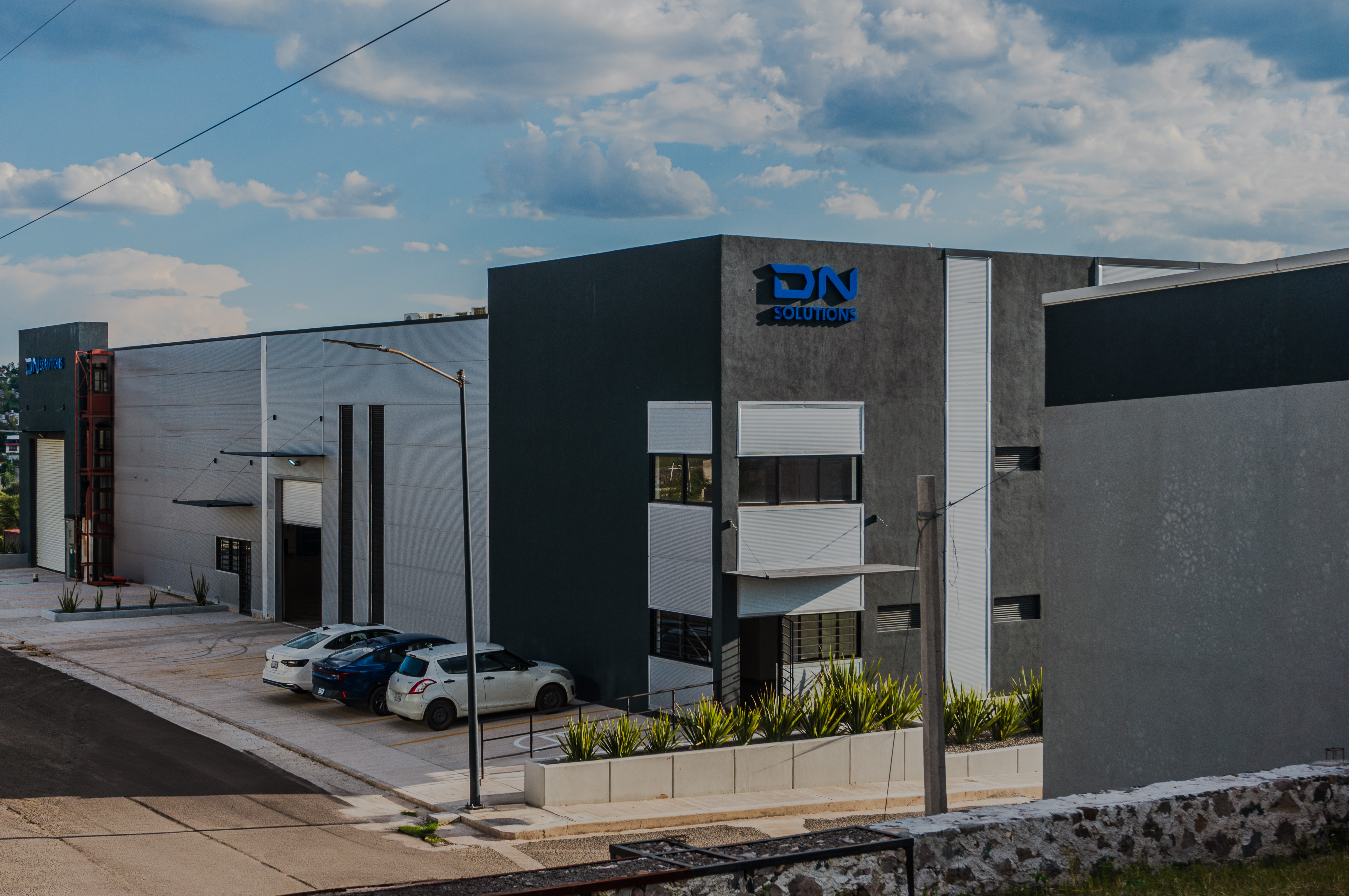 DN Solutions fachada